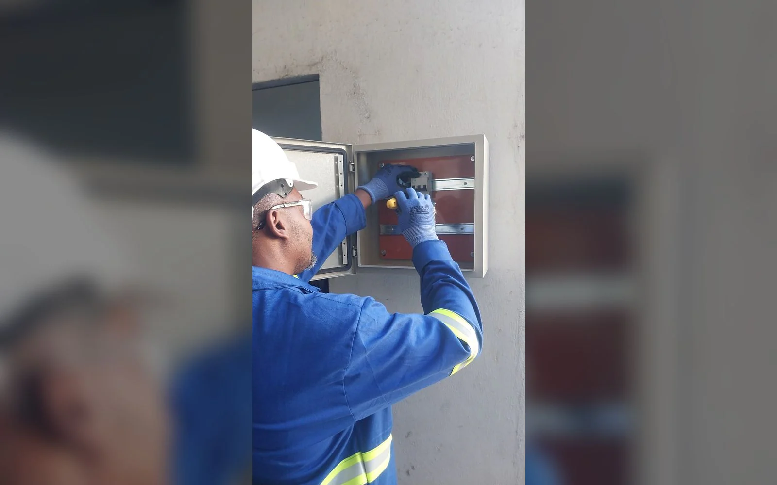 Registro 3 da equipe e dos serviços da LSA na obra de Andrade Gutierrez.