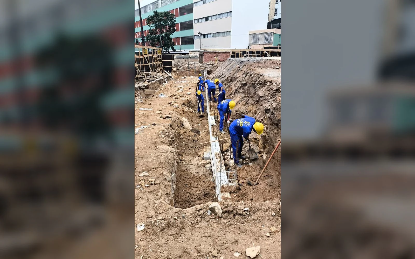 Registro 8 da equipe e dos serviços da LSA na obra de Colégio São Vicente de Paulo.