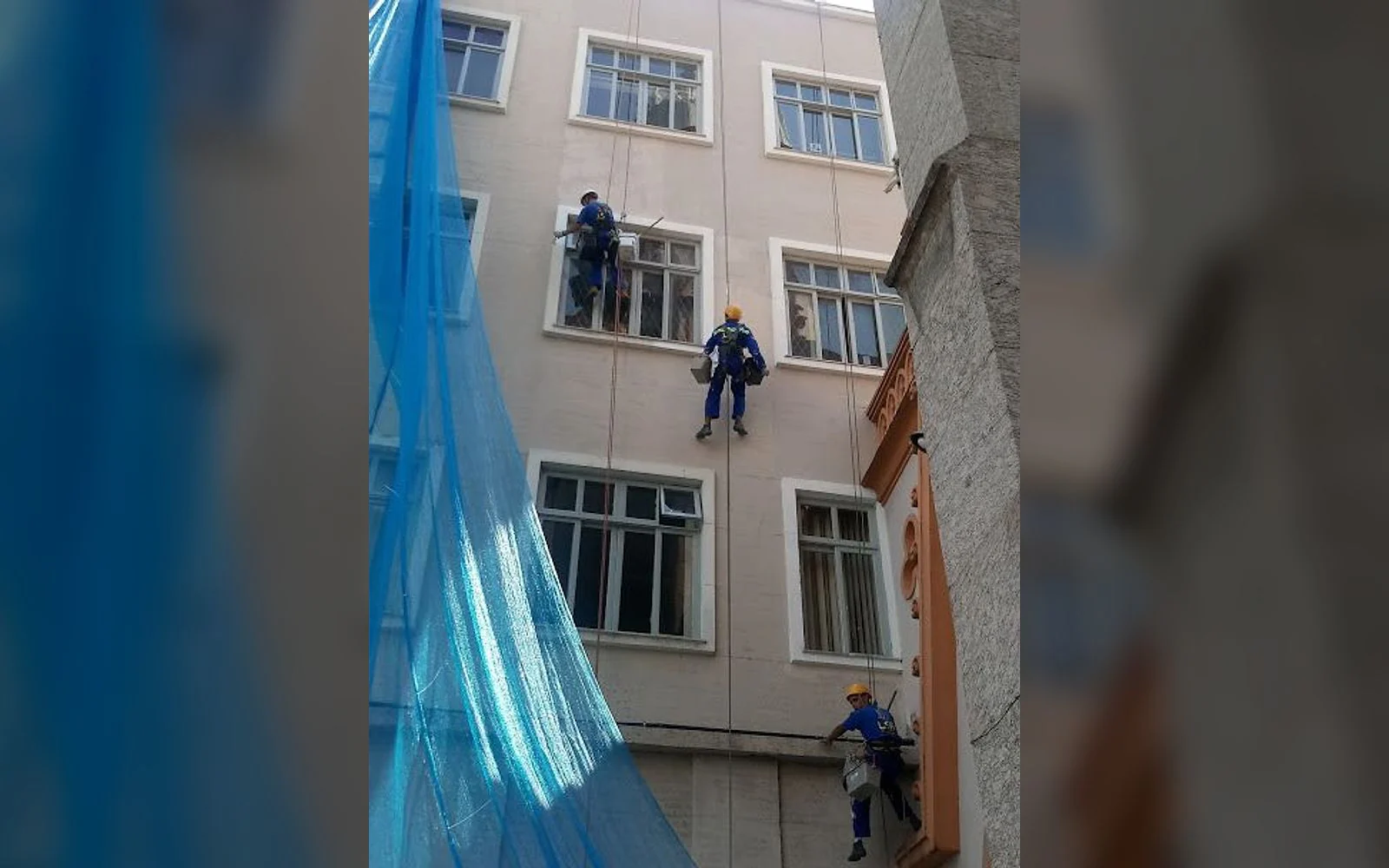 Registro 1 da equipe e dos serviços da LSA na obra de Colégio da Imaculada Conceição.