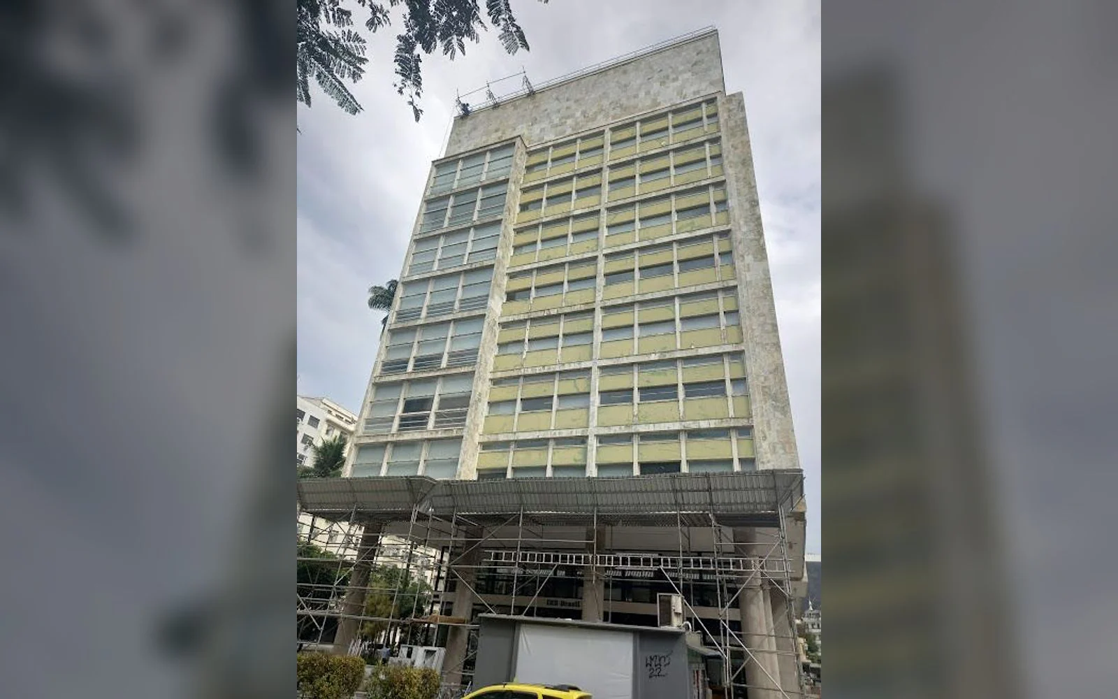 Registro 7 da equipe e dos serviços da LSA na obra de IRB.