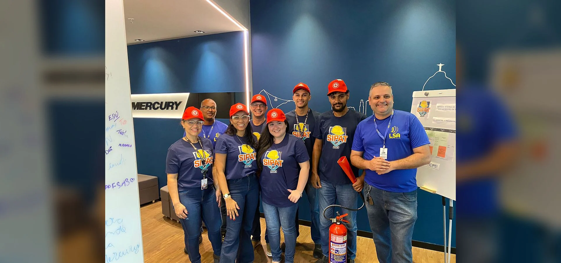 Equipe e serviço da LSA em atividade de facilities.