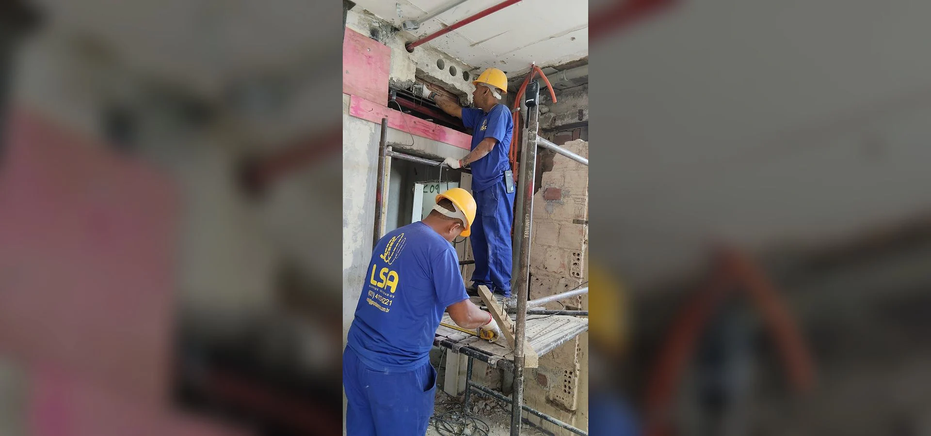 Equipe e serviço da LSA em atividade de recuperação estrutural.
